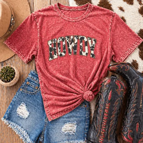 Howdy Cow Print Graphic Tee - Maroon