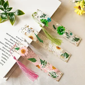 Pressed Flower Bookmark for Women,Custom Resin Bookmark, Personalized Bookmark, Floral Bookmark with Name, Mothers Day Gift Idea, Book Mark