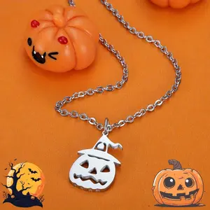 1pc European and American Fashion Exquisite Pumpkin Head Pendant Trendy Halloween Versatile Necklace, Suitable for Daily Wear Jewelry, Christmas Gift for Friends