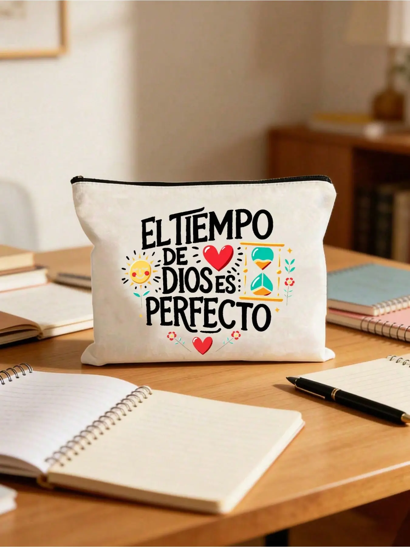 1 Spanish Bible scripture cosmetic and toiletry bag - Christian faith travel organizer bag, printed with the Spanish Bible quote "God's time, God is perfect, God is ours", zipper makeup bag