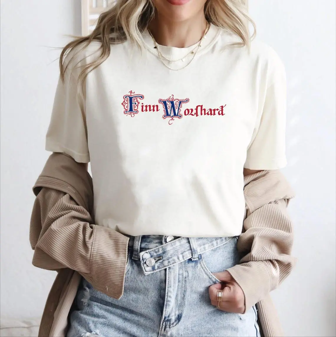 Finn Wolfhard Graphic Tee, Vintage Actor T-Shirt, Musician Fan Apparel, Retro Celebrity Gift T080815