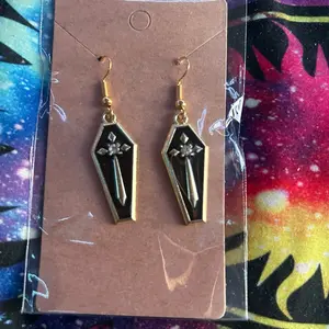 Elegant coffin earrings