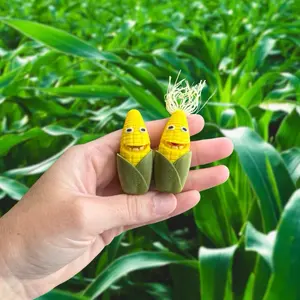 Kawaii Corn Fidget – Corn Bob & Harry Husker – 3D Printed Cute Corn Toy with Magnet Husk – Funny Desk Fidget – Corn Gift – Kawaii Corn Toy