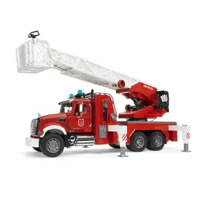 Bruder 02821 MACK Granite Fire Engine w/ Water Pump and Light & Sound 24.12.12
