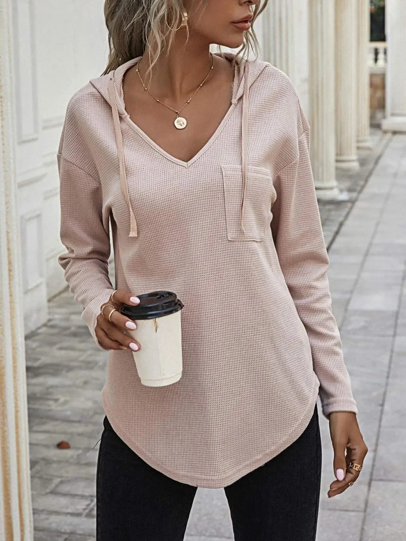 [Plus Size] Solid Color Drawstring Hooded Sweatshirt, Casual Pullover Hoodies Basic Hoodie Long Sleeve Hoodie for Spring & Fall, Women's Plus Clothing for Daily Wear, Tops