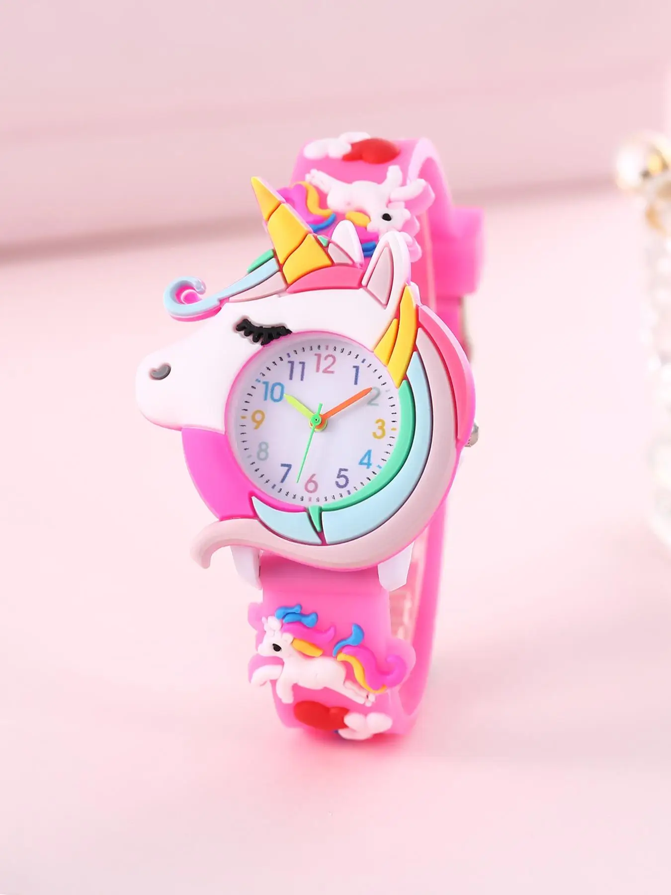Kid's Unicorn Design Round Dial Quartz Watch, Cute Cartoon Wrist Watch for Kids, Fashionable Wristwatch for Boys & Girls As Gift without Box