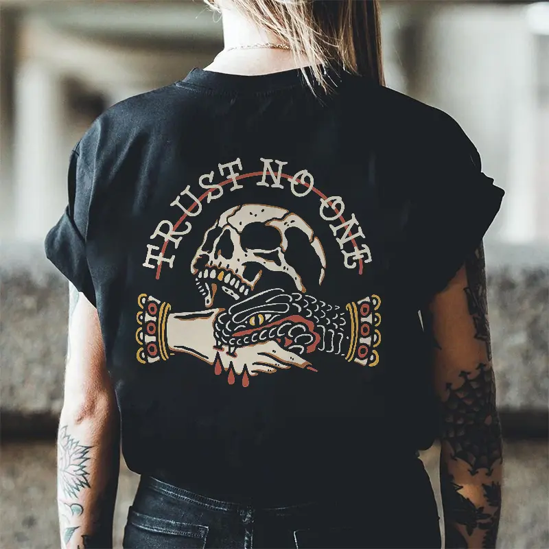 TRUST NO ONE PRINTED SKULL T-SHIRT, Ladies Summer Outfit, Gift For Women, Mothers Day Gift, Gift For Girl Friend, Full Size, Full Color