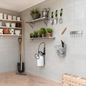 Wall-Mounted Spray Bottle Holder, Heavy-Duty Carbon Steel Garden Tool Storage Rack, Rust-Resistant Design, Fits 2.5 Gallon Sprayers