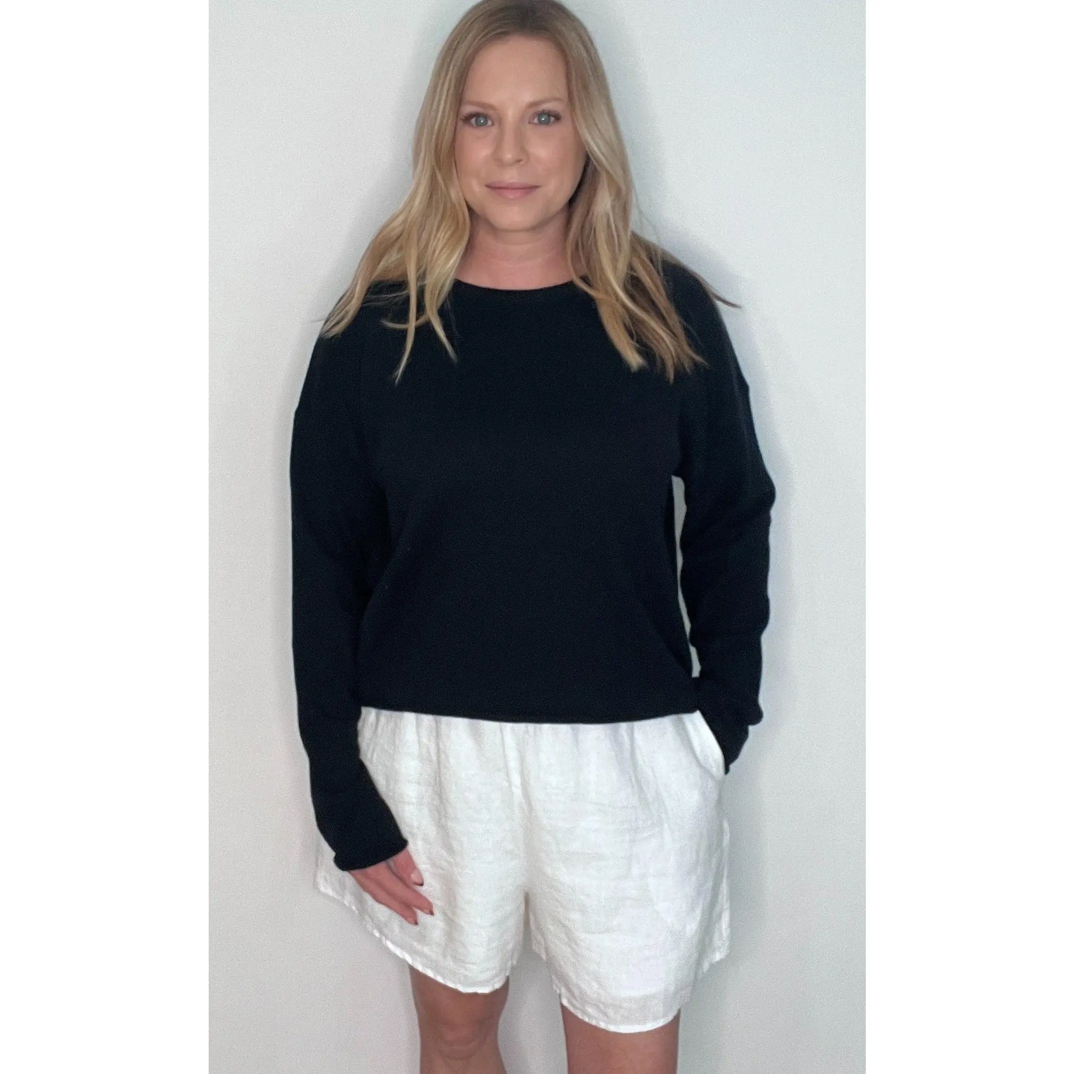 Essential Coast Sweater-Black