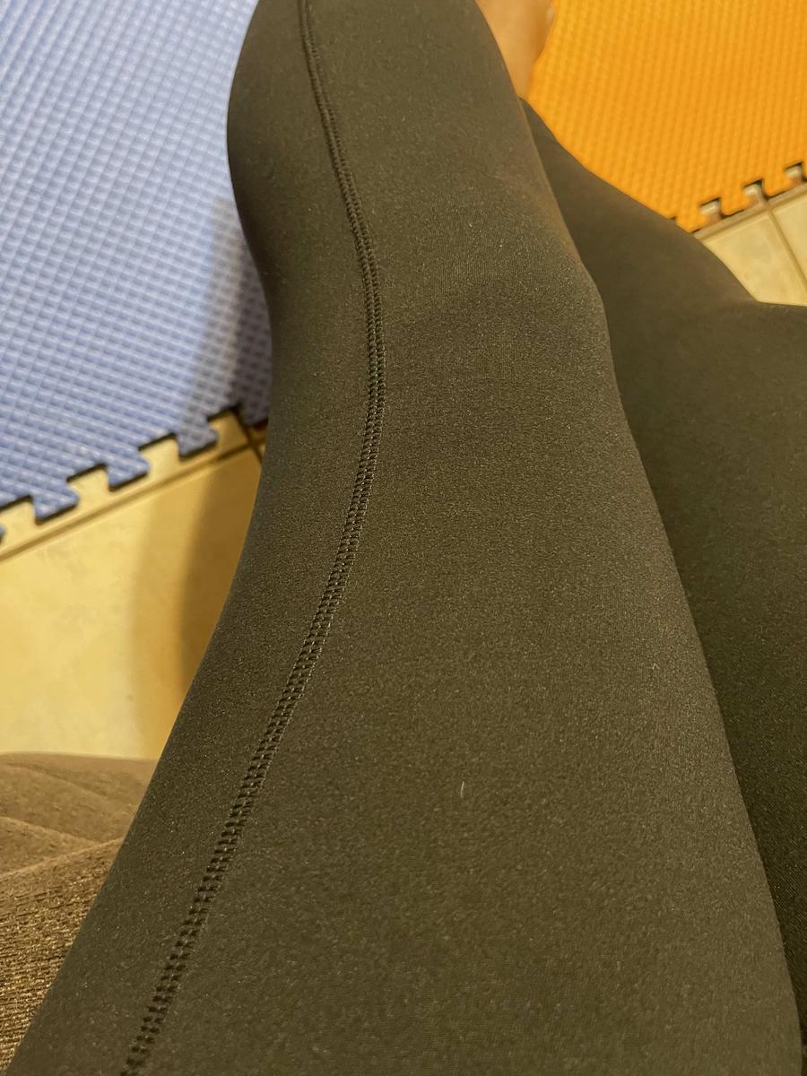 Item: Black+Deep Grey+Wine (2 Pockets) , 2XL