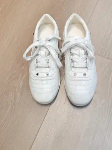 Women's Vintage Rivet Ballet Flats, 2026 New Height-Increasing Casual Shoes, Soft Comfortable PU Material, All-Season Fashion Sneakers, Walking Shoes