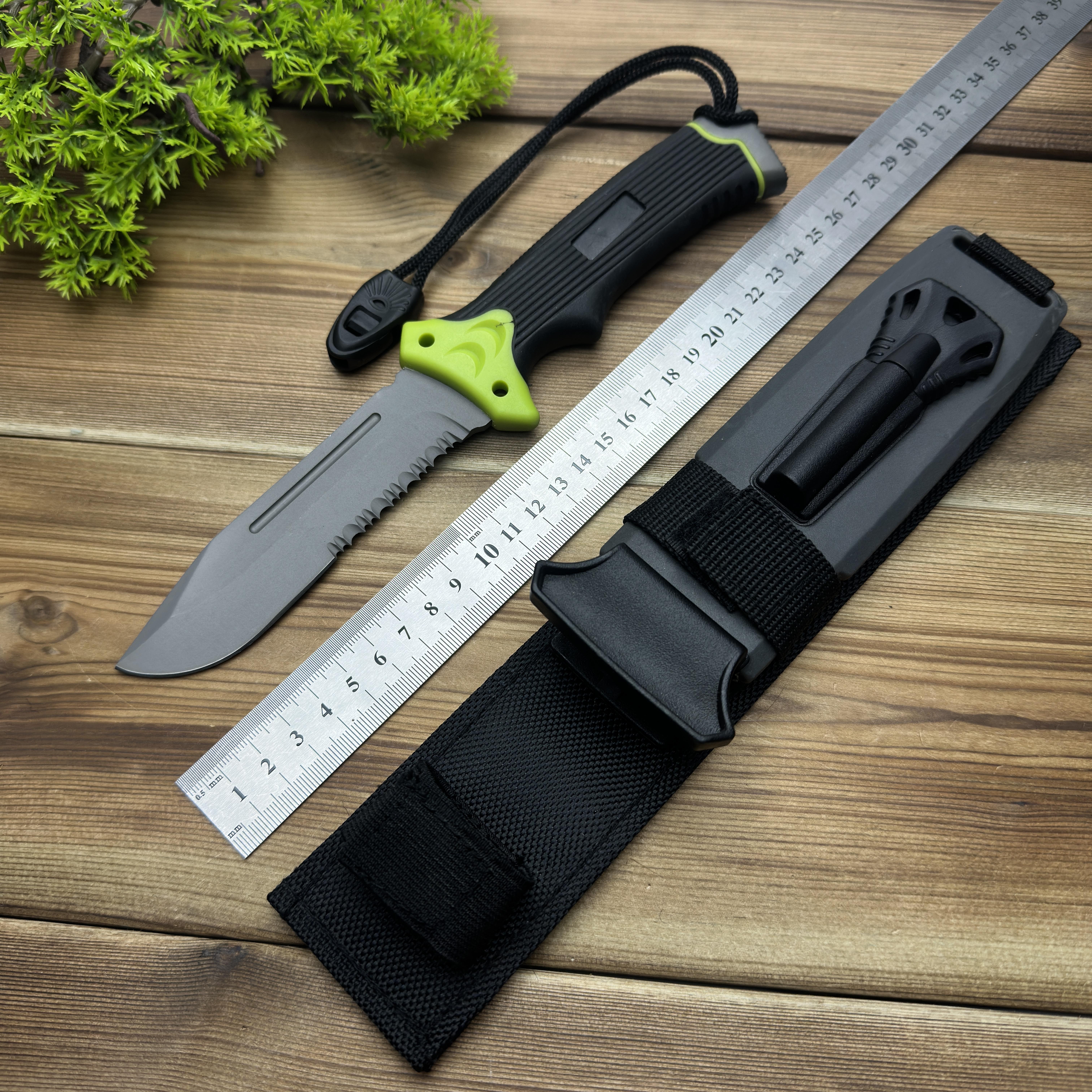 Outdoor survival knife, multi-functional portable wilderness survival knife, wilderness camping knife, outdoor straight knife, portable rock climbing knife