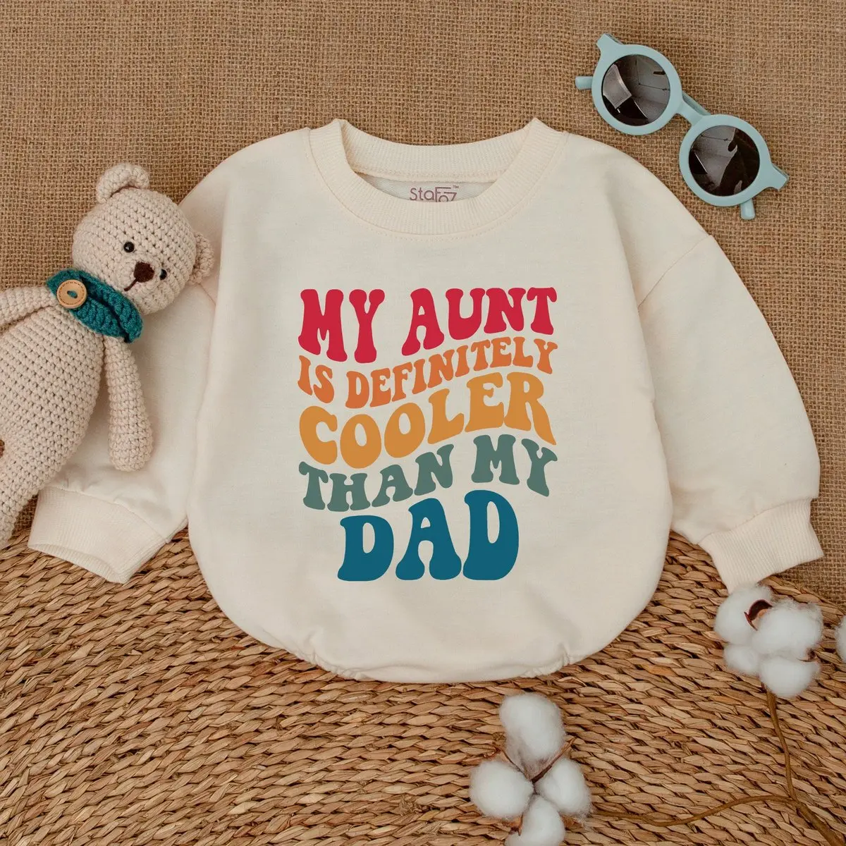 My Aunt is Definitely Cooler Than My Dad Romper, Auntie's Bestie Baby Bodysuit, Retro Vintage Bodysuit, Best Friend Outfit, Baby Shower Gift