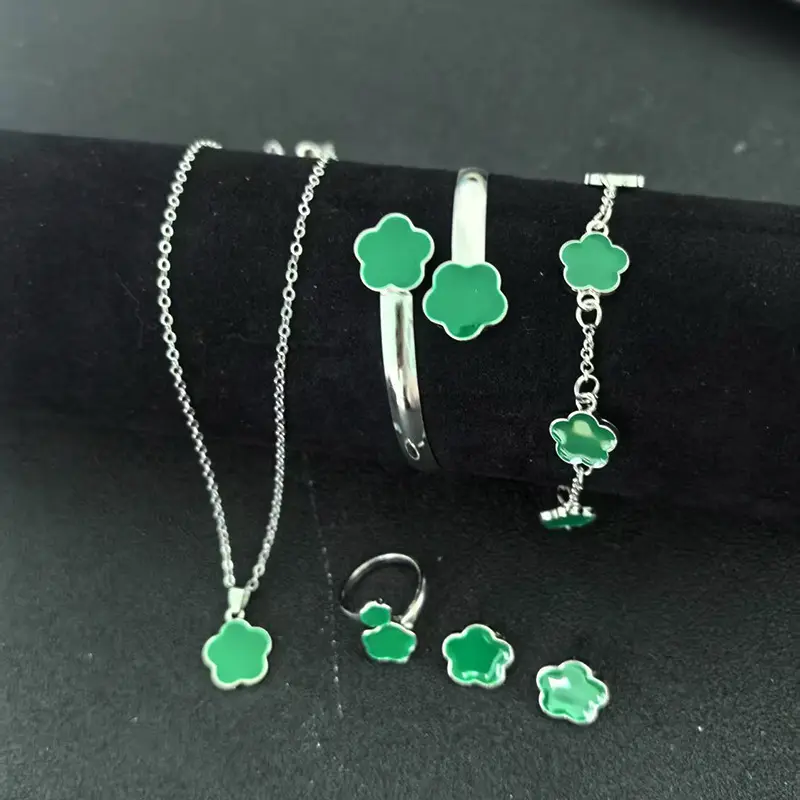 Silver green five flower set