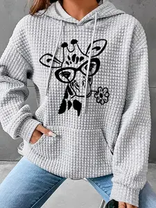 Women's Trendy Hooded Sweatshirt with Giraffe Print, Long Sleeve Pullover with Pocket, Fall Winter Casual Top, Cute Sweatshirt