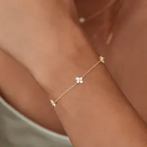 Dearmay Gold Silver Clover Bracelets for Women, Dainty Adjustable Four Leaf Clover Charm Bracelet with Zircon, Lucky 4 Leaf Bracelet Stackable Jewelry Gifts Greenish Spring