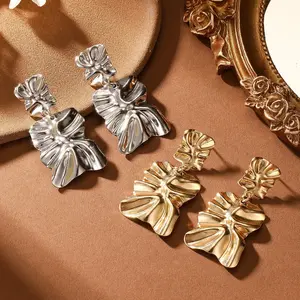 Unisex Retro Gold-Tone Metal Geometric Pattern Earrings with Zircon Electroplated for Enhanced Durability