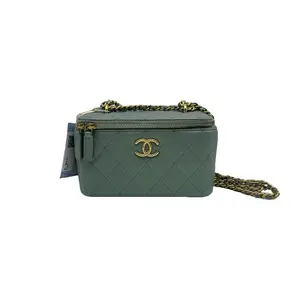 Pre-owned CHANEL HZ8 Vanity Case – Mint Green 70968