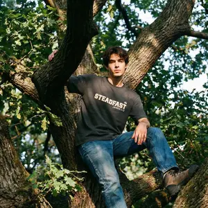 Steadfast Unisex Oversized Garment-Dyed T-Shirt Tshirt