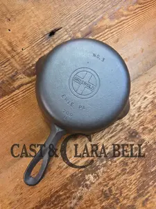 1940's Griswold No. 3 Cast Iron Egg Skillet with Small Block Logo, 709 E