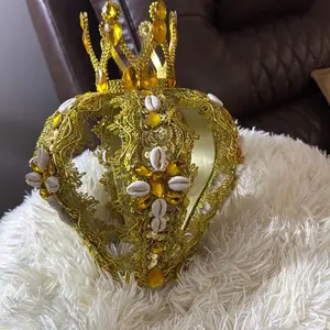 Corona Crown Oshun Dorada - Gold Color with Shell and Crystal Decorations
