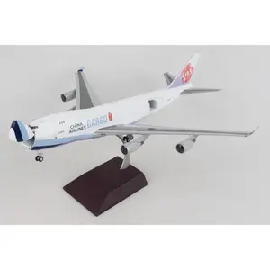 Gemini200  1-200 Scale No.B-18710 Reg China Cargo 747-400F Interactive Model Airplane