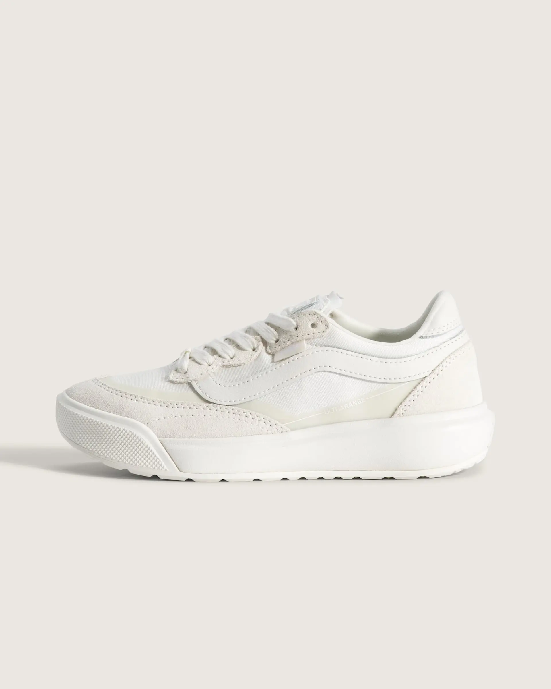 Vans Unisex UltraRange 2.0 Low Top Shoe