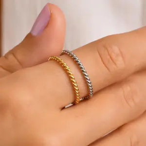 Twisted Rope Ring, Rope Minimalistic Ring, Twisted Bridesmaid Ring, Rope Stacking Ring, Silver Rope Ring, Anniversary Ring Gift for Mother, Braided Rope Ring, Braided Wedding Ring, Braided Engagement Ring, Braided Valentines Ring, Braided Birthday Ring