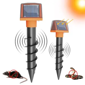 Ultrasonic Mouse Repellent Device with LED Light Sensor for 360° Solar-powered Animal Repeller, Mouse Repellent, Suitable for Multiple Scenarios