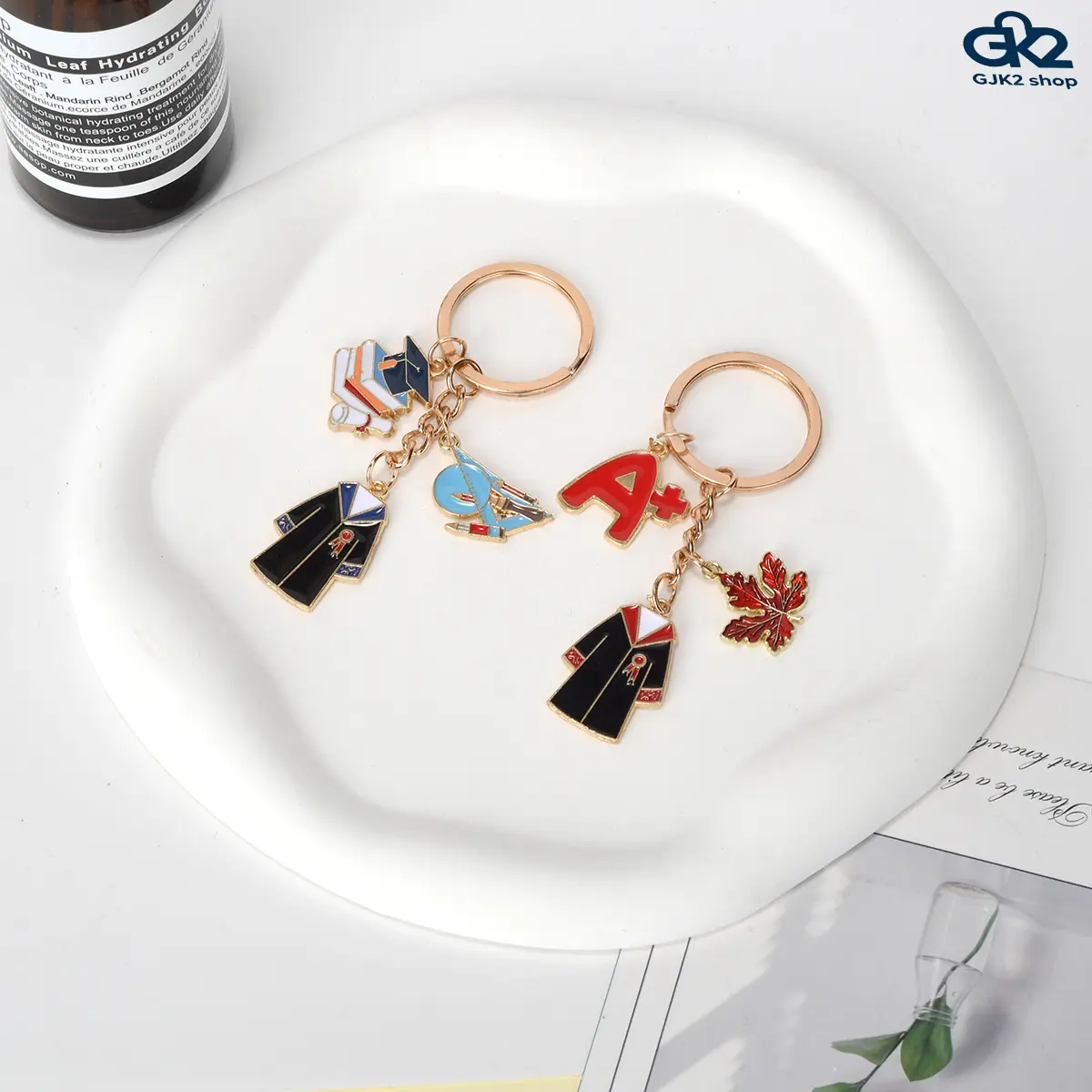 Graduation Gown Keychain, College Graduation Souvenir Lucky Charm Keychain, Perfect Graduation Gift for Students