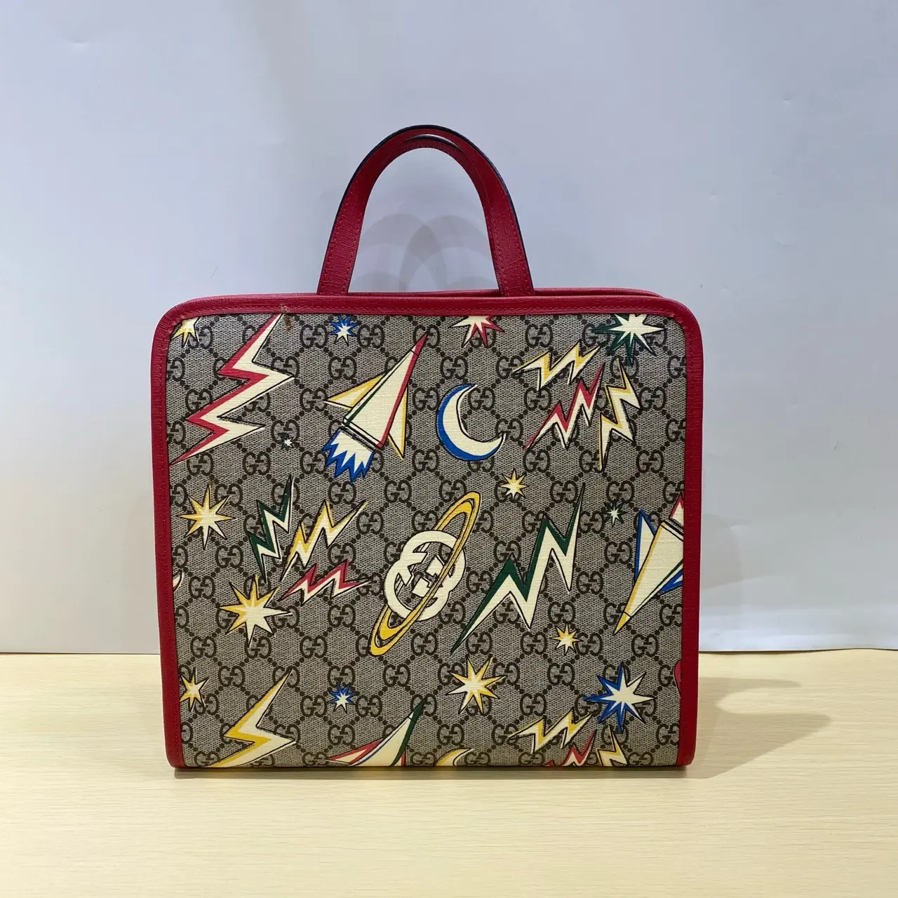 Pre-owned GUCCI Kids Top Handle Tote Bag Cosmic Star Collection, Galaxy Red Print, Fabric Construction, Zip Closure (2420073), Tote Bags, Excellent