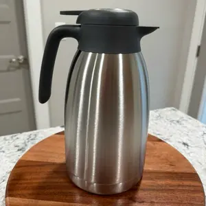 Jarra de acero inoxidable princess house