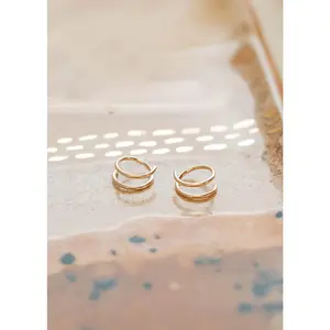 Single - Tiny Twist Earring