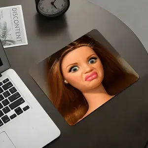 Humorous Expression Design Square Mouse Pad, Eye-Catching Desktop Decorative Protective Pad, Rubber Anti-slip Lockedge Work Pad, Small Size Suitable for Laptop, Desktop Computer Games, Work, Daily Use