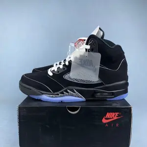 Black Metallic 2025 High-top basketball shoes, black silver men's lace-up outdoor sports shoes, breathable casual running shoes