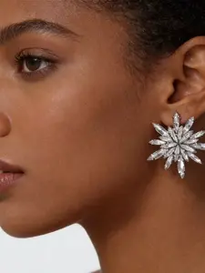 Exaggerated Ice Flower Zircon Earrings, Versatile Small Face Enhancer, Wedding Dress Party Commuter Accessory, Perfect Gift for Brides, Flower Stud Earrings