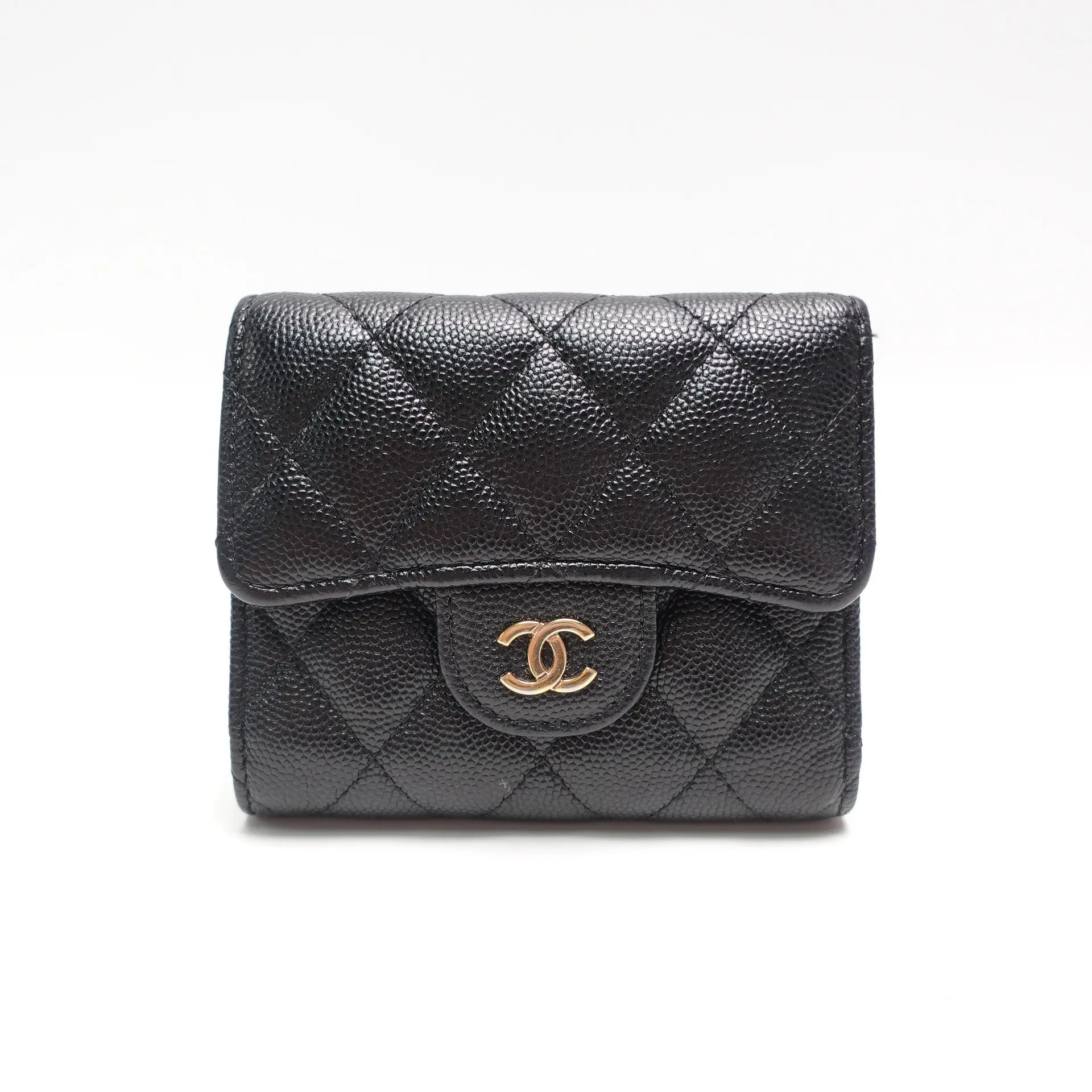 Pre-owned CHANEL caviar leather Compact Wallet Black Quilted T10429921