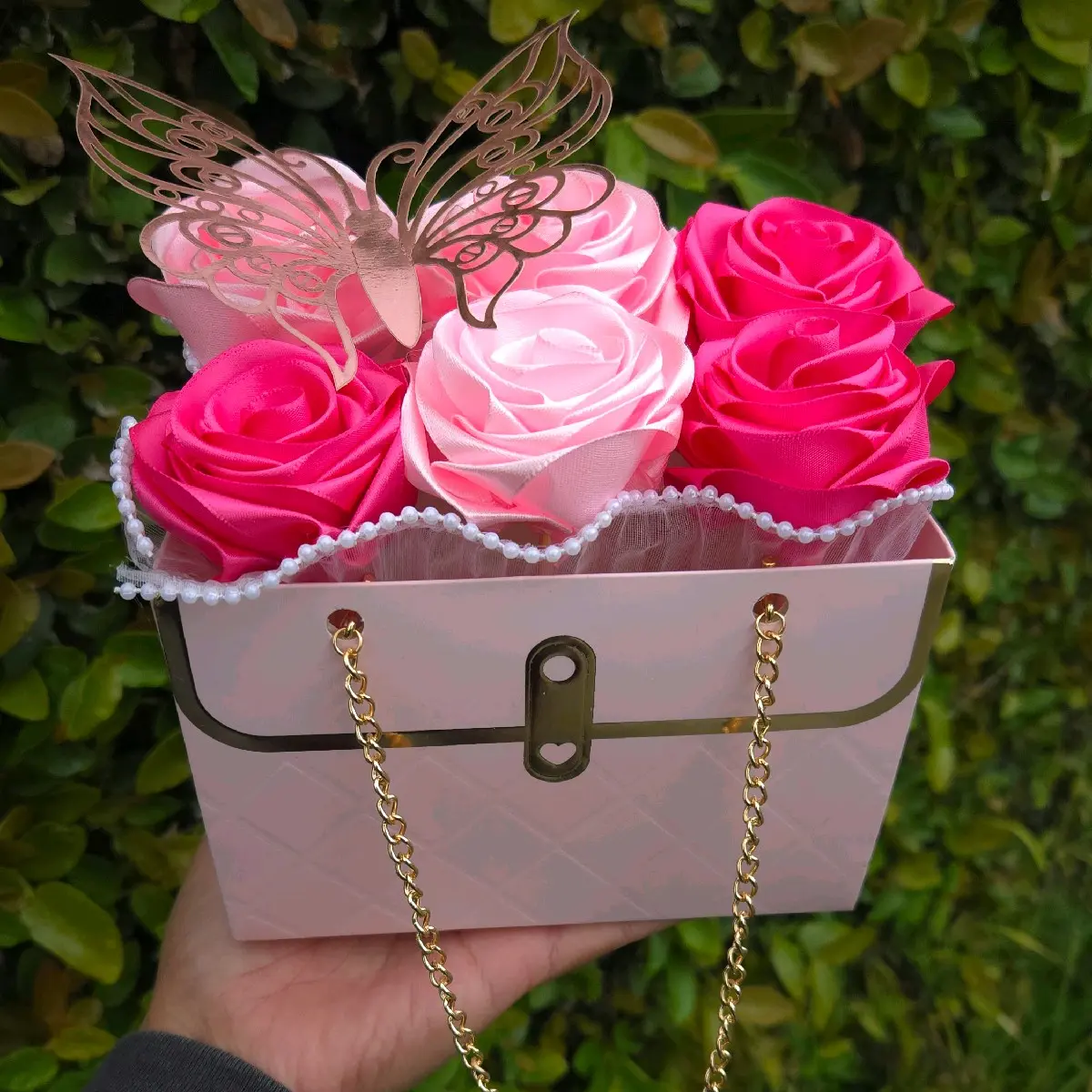 Pink Box Purse with chain Eternal Roses Gift Flowers Decor Decorative flores rosas cartera bolsa