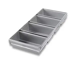 Chicago Metallic 45642 Glazed 9" 4-Strap Open Top Bread Pan