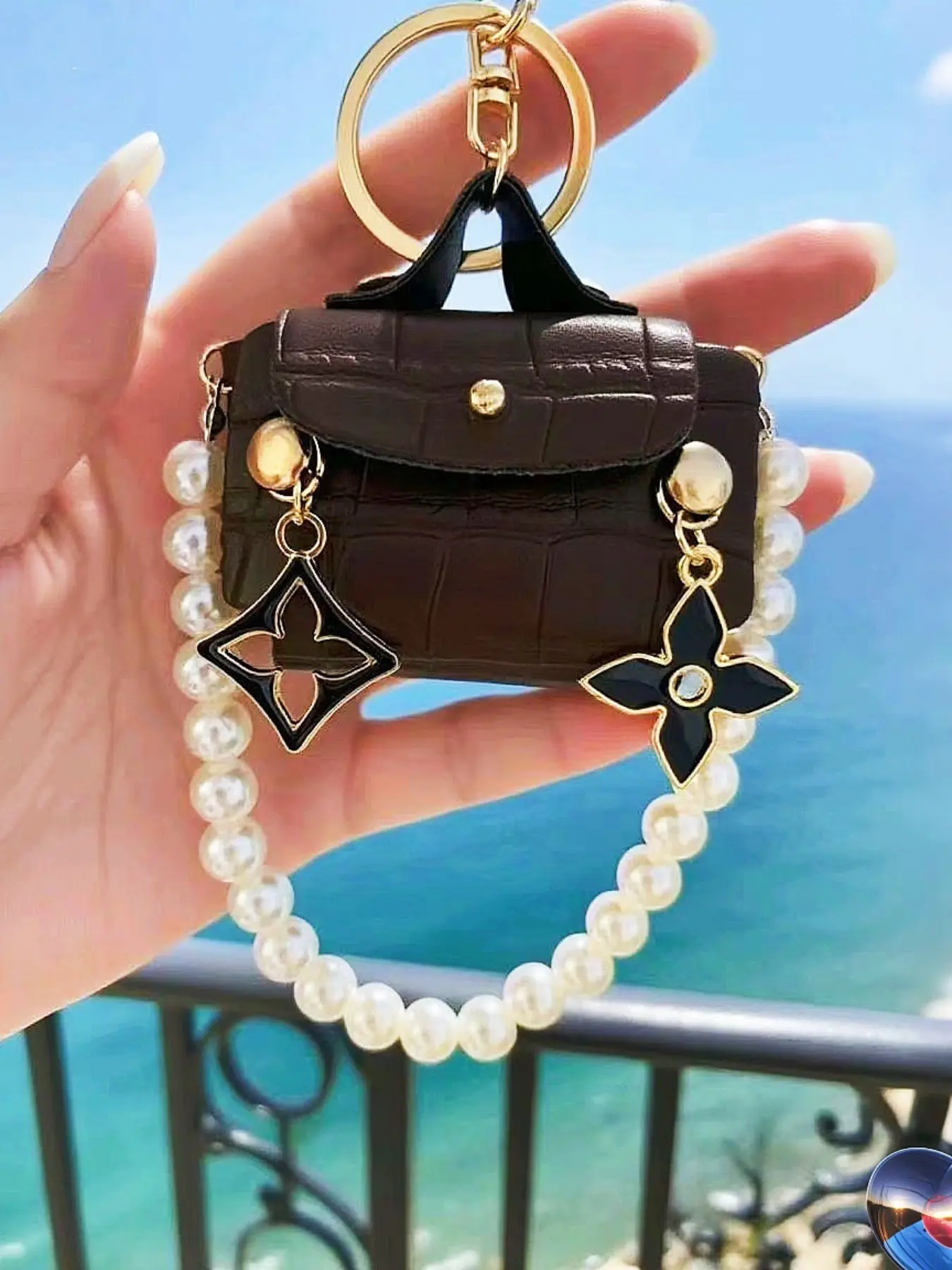 Mini Bag Shape Keychain Pendant, Creative Car Key Holder, High-End Gift for Friends, Casual All Seasons Accessory