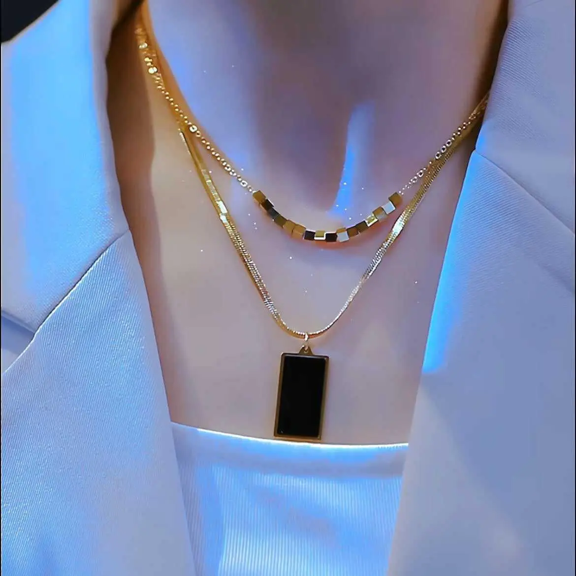 Light Double-Layer Necklace for Women Fashionable Long Sweater Chain Mirror-Finish Square Pendant Clavicle Chain Trendy Accessory HNAM18