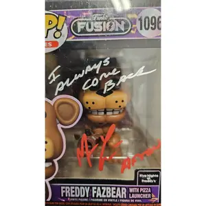 Funko Pop Freddy Fazbear with Pizza Launcher Signed by Matthew Lillard #1096
