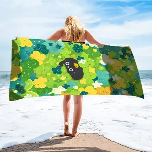 Comfortable Quick-Dry Beach Towel, Cartoon Cat Clover Pattern, Digital Print, Ideal for Beach Pool Living Room Camping, Perfect Gift