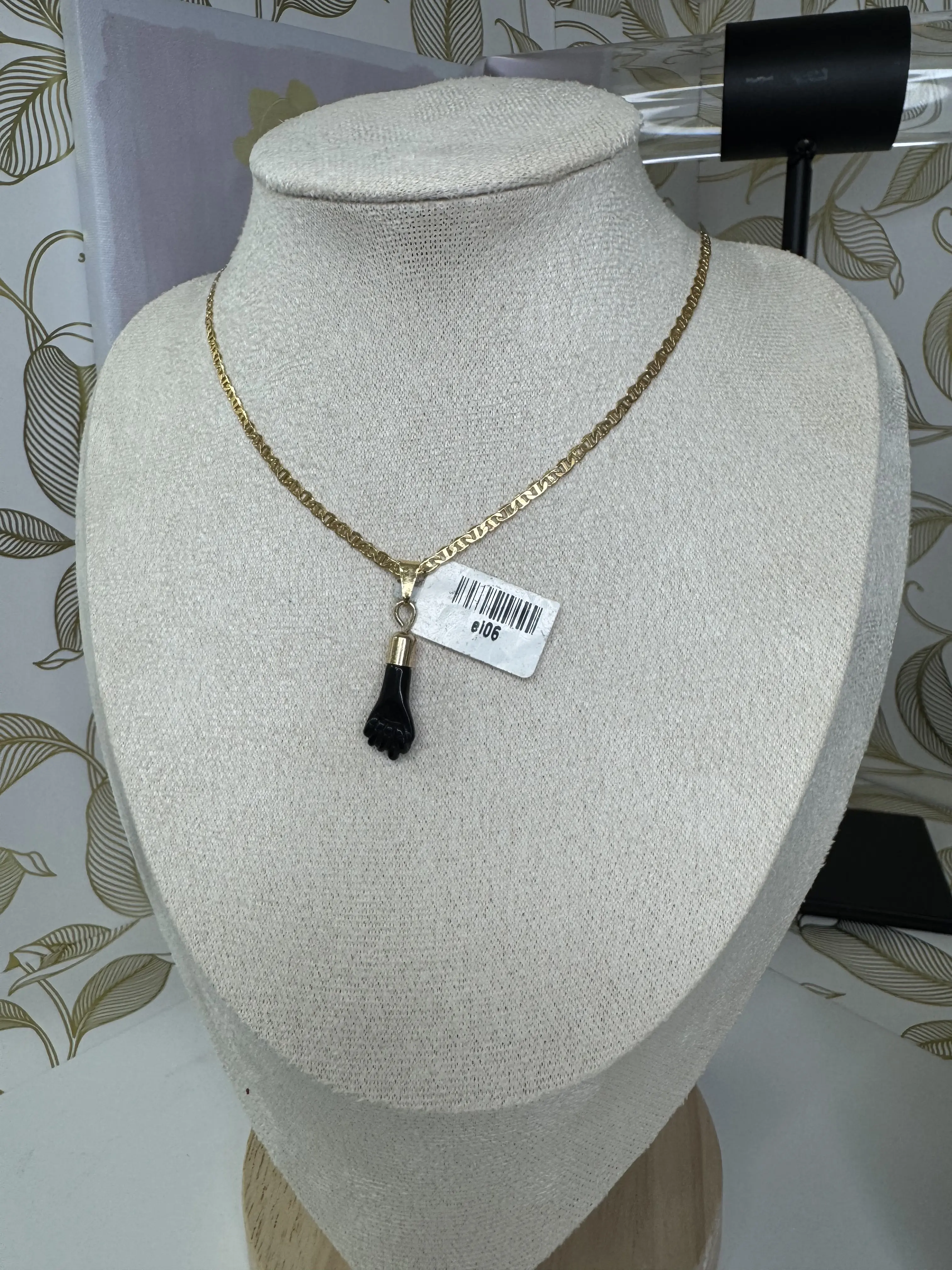 14K GOLD FILLED HAND PENDANT