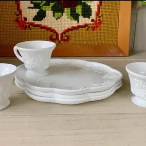 1) Vintage White Milk Glass Harvest Grape Luncheon Plate with Tea Cup Set