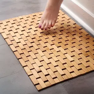 Bamboo Bath and Shower Mat – Rollable Wooden Slat Design with Non-Slip Base, Easy to Clean and Quick-Drying, Anti-Slip Bath Mat