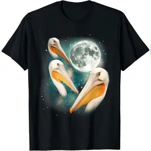 3 Pelican Moon Three Pelicans 3 Moon Ocean Wildlife Bird T-Shirt Comfy Everyday T-Shirt