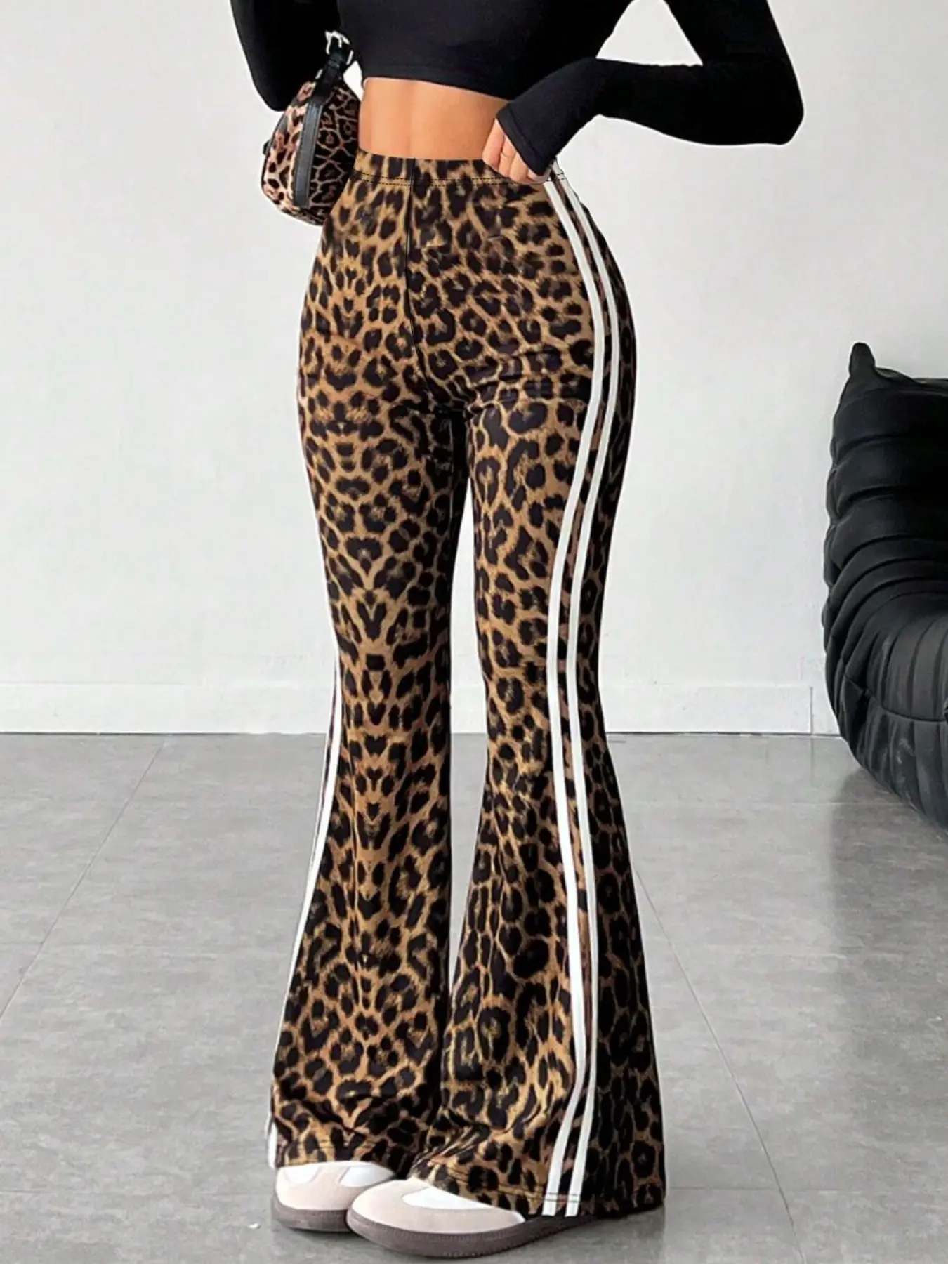 Women's Printed Leggings, Leopard Print, Fashionable Jean-Style Tight Fit, Slimming & Butt Lifting, Glute Enhancing Leggings, All Seasons, Comfortable & Versatile, Trendy Design, Stretchy Soft Leggings
