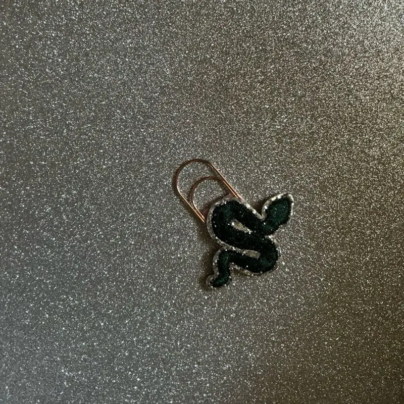 Title:  Embroidered Snake Paperclip Bookmark – Dark Green Planner Charm