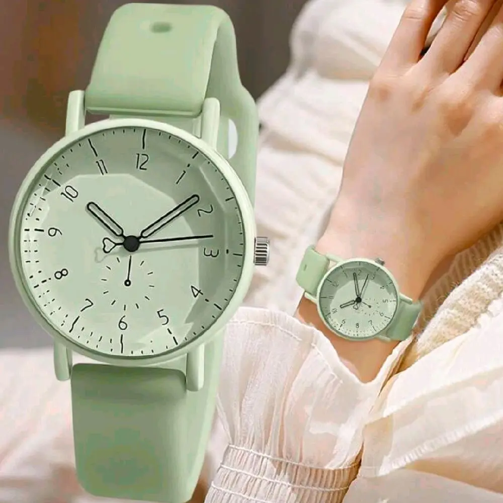 Women's Elegant Mint Green Silicone Band Quartz Wrist Watch Arabic Numeral Analog Casual Fashion Gift 34mm Elegant mint green quartz wrist watch featuring a soft silicone band and easy-to-read Arabic numeral dial. The lightweight design offers comfortable